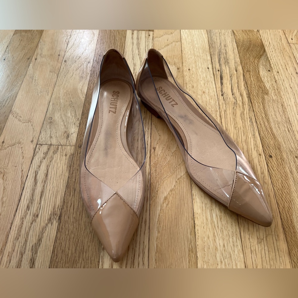 Schutz Clear Flat Size 7